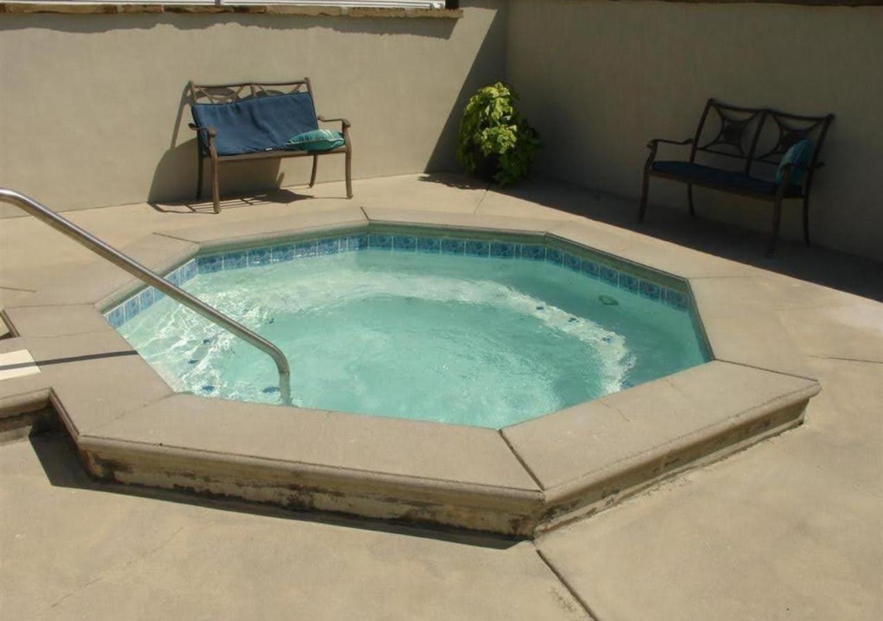 Relaxing Condo On The River - New Air Hockey Table Pigeon Forge Exteriör bild